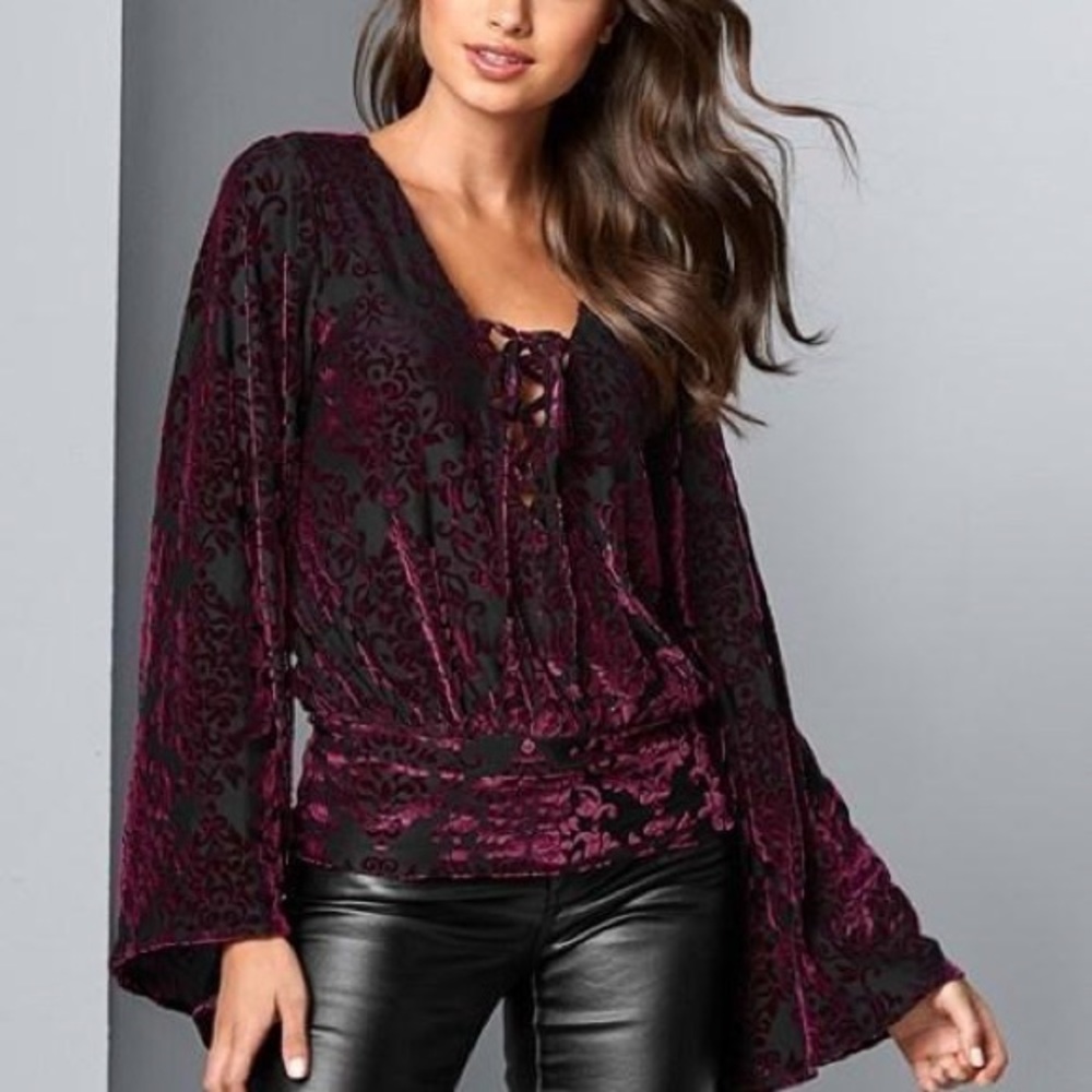 VENUS BURNOUT VELVET TOP